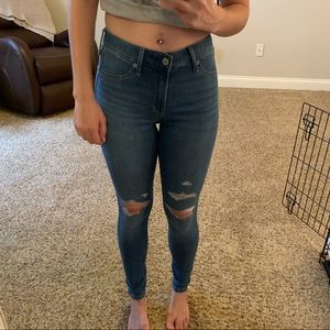 Abercrombie Mid Rise Jean Legging